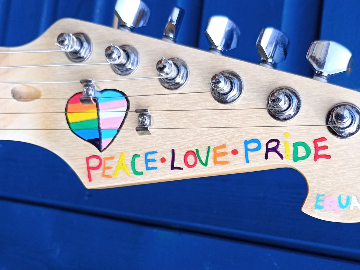 PRIDE charity guitar&nbsp;auction